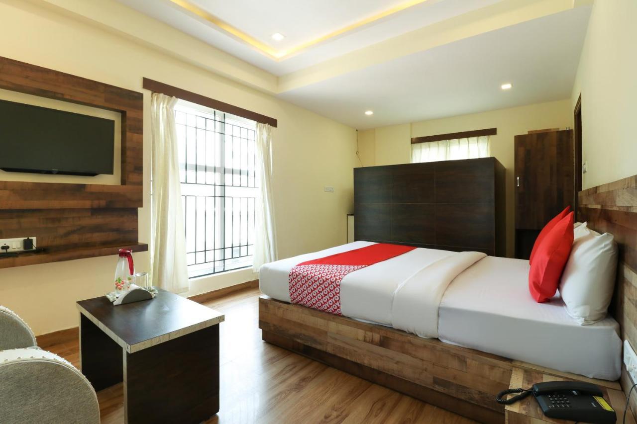 Oyo 36197 Royal Wood Otel Bangalore Dış mekan fotoğraf