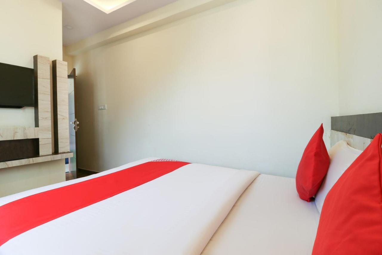 Oyo 36197 Royal Wood Otel Bangalore Dış mekan fotoğraf